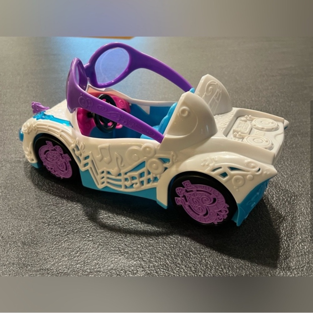 🌈 My Little Pony Toy Bundle - Picture 8 of 10